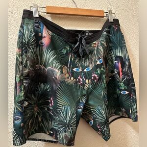 Roark Board Shorts  Men Chiller Jardin Oasis Polyester Blend Size 36